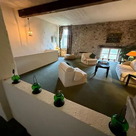 Chateau De Savigny - Terre بيت ضيافة Savigny (Haute-Savoie)