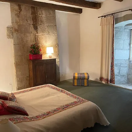 Pensionat Chateau De Savigny - Terre